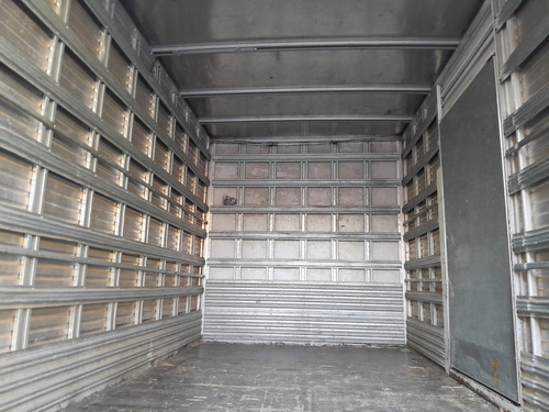 Iveco Daily 35s14 2017 Baú Único Dono Km Baixo