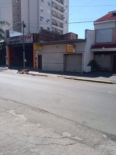 Imagen 2 de 13 de Local En Venta En Lanus Este