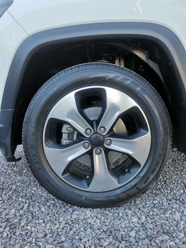 Imagen 10 de 12 de Jeep Compass Longuitud 2019 Longitude