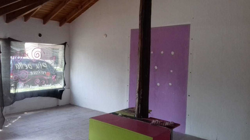 Local Sobre Avenida, Zona Residencial