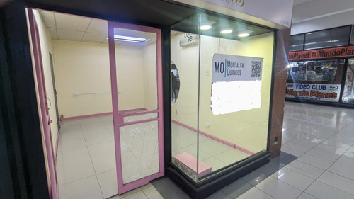 Gran Oportunidad Local En Galería Merced