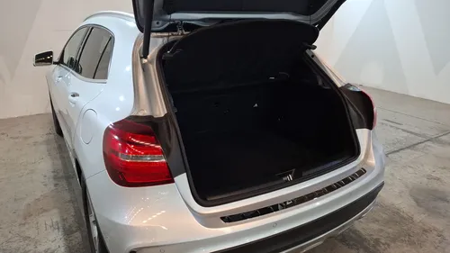Mercedes-Benz Clase GLA 2.0 GLA 250 SPORT DCT