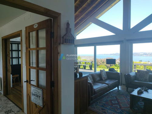 Casa En Venta Con Hermosa Vista Al Lago Y Volcanes Frutillar