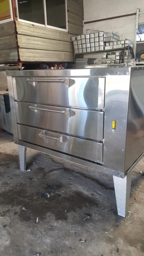 Imagen 1 de 2 de Horno En Acero Inoxidable Para 4 Bandejas