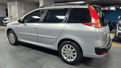 Peugeot 207 2.0 Sw Hdi Xt