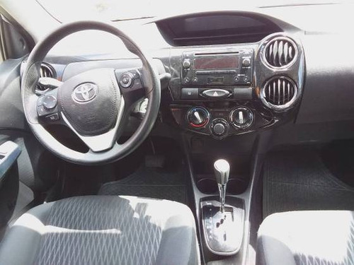 Imagem 2 de 10 de Toyota Etios 1.5 X Plus Sedan 16v Flex 4p Automático