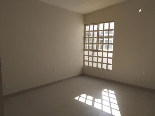 Imagen 14 de 15 de Consultorio En Renta En El Centro - (2)