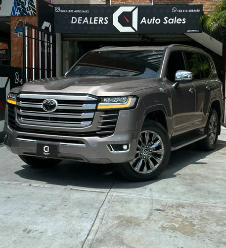 Toyota Land Cruiser 300 V6