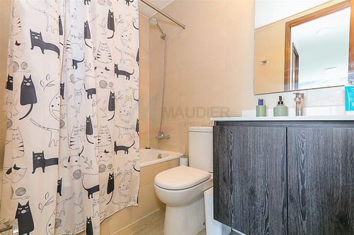 Departamento En Venta De 2 Dorm. En Vitacura