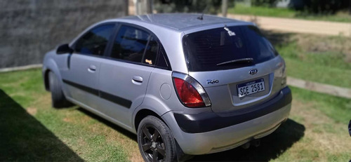 Kia Rio Automático