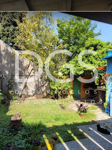 Casa En Venta En Banfield
