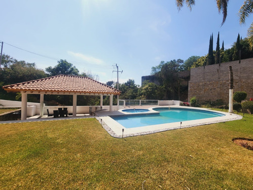 Casa Paraíso I Completamente Amueblada, Decorada Con Alberca, Jauzzi Y Enorme Jardín En Fracc Rancho San Diego Ixtapan De La Sal Edomex