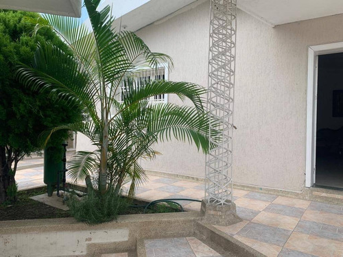 Imagen 19 de 21 de Johanna Castillo Alquila 04145951217 Casa En El Trigal Sur