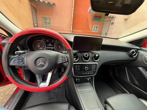 Mercedes-Benz Clase GLA 2.0 250 Cgi Sport Sin Techo At