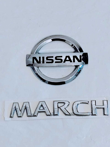 Kit Emblemas Nissan March