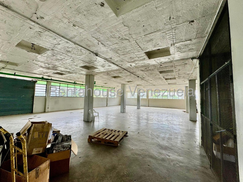 Edificio Industrial En Alquiler Los Ruices #25-22606