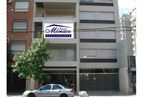 Semipiso 3 Amb Categoria. Balcon Terraza. Edif. Con Piscina.