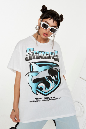 Imagen 4 de 5 de Remera Sharks K. Linea Mich Kogan Mujer 47 Street