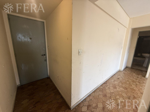 Venta Departamento 2 Ambientes Con Balcón En Avellaneda