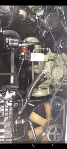 Imagem 3 de 11 de Mercedez Benz 1150