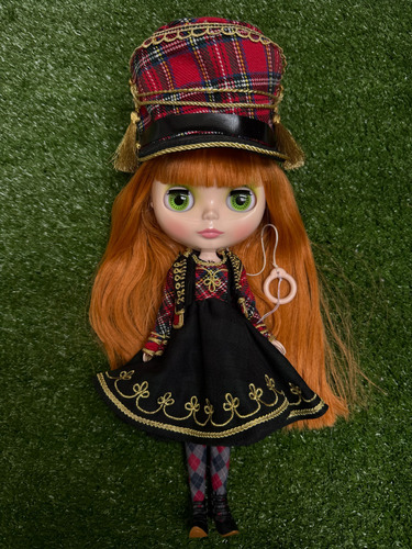 Boneca Neo Blythe Plaid Parade Takara Original Com Caixa (Usado)