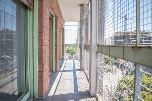 Venta Piso 4 Ambientes Dependencia Cochera Baulera Vicente Lopez