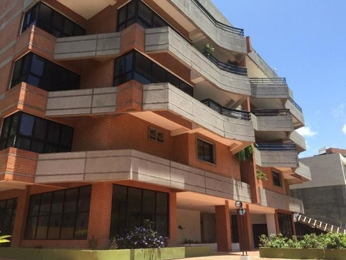 Venta Exclusivo Apartamento , Los Campitos, Vista Al Avila, 4 Puestos De Estacionamiento #25-16385 Np