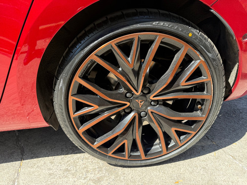 Cupra Leon 300Hp