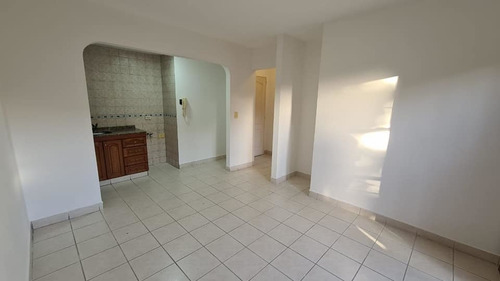 Imagen 2 de 10 de Dueño Directo Vende Departamento 2 Ambientes En San Fernando