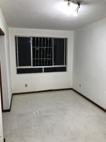 Imagem 6 de 14 de Apartamento, 02 Quartos, Em Niterói.