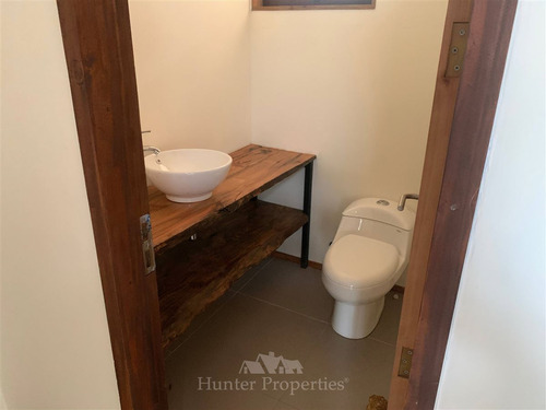 Casa En Venta De 3 Dorm. En Pichilemu