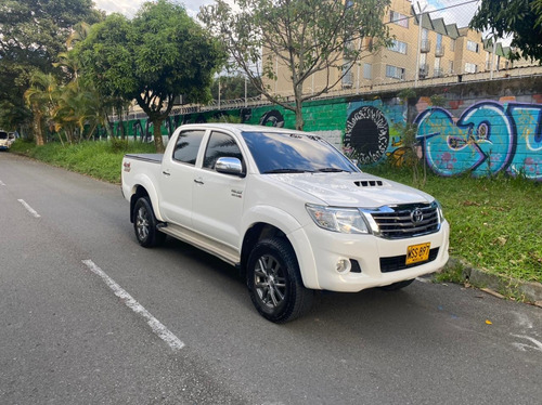 Toyota Hilux 2013 3.0 Srv 4x4 A/t