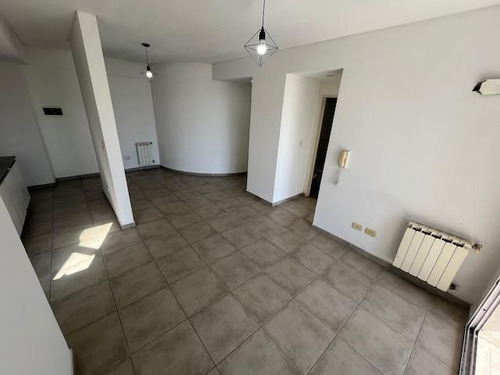 Departamento En Lomas De Zamora