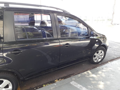 Imagem 6 de 8 de Nissan Livina Sl 1.8 Flex/automático