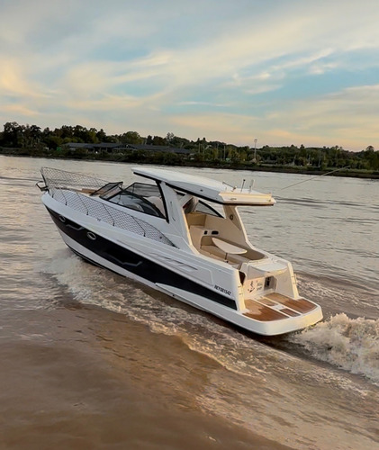 Crucero Klase A 34 Ht Con Volvo Diesel 300 Hp Dp Año 2017