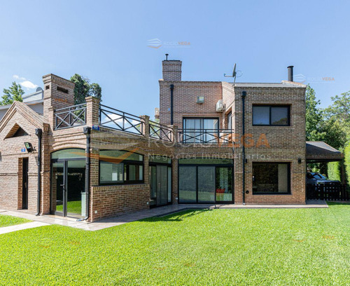 Casa En Venta En El Casco De Moreno