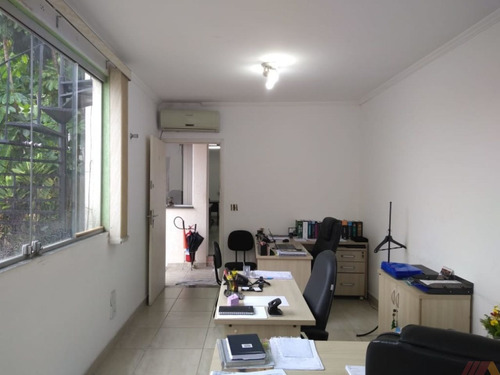 Imagem 2 de 14 de Sala Comercial Na Leôncio De Magalhães Ar Condicionado - Al191
