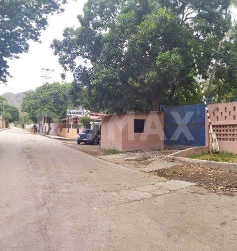 Imagen 10 de 10 de Re/max 2mil Vende Townhouse En Salamanca - Isla De Margarita