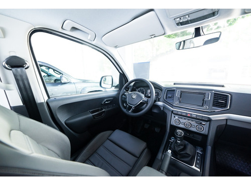Imagen 15 de 15 de Volkswagen Amarok Highline 4x2 Automatica Año 2023 #30