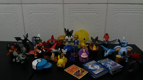 Kit Com 28 Brinquedos Pokemon Originais