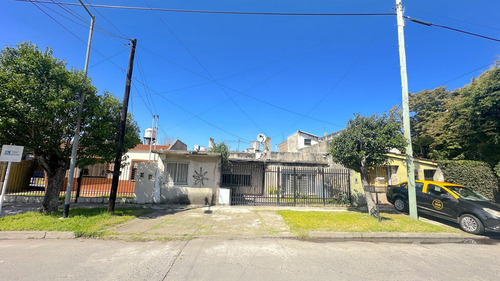Venta Casa 3 Ambientes Jose Leon Suarez Con Parrilla Terraza