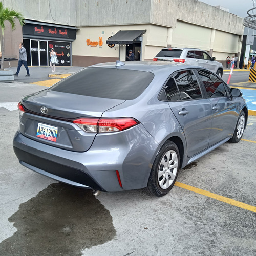 Toyota Corolla Le 1.8
