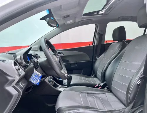 Chevrolet Sonic 1.6 Lt 5 p