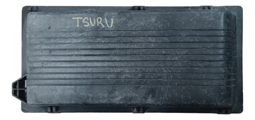 Tapa Porta Filtro Aire Detalle, Nissan Tsuru 3, 1997-2017 (Usado)