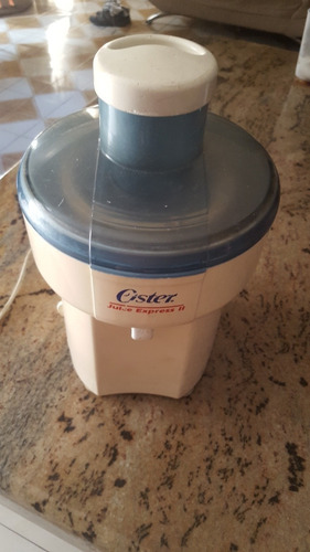Extractor Jugos Oster