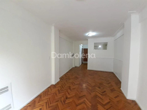 Imagen 3 de 10 de Departamento En Venta O Permuta Ubicado En Abasto, Capital Federal, Buenos Aires