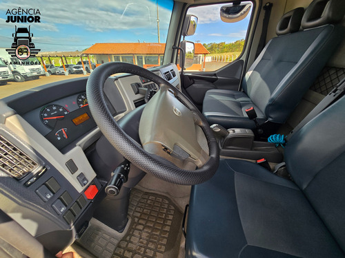 Volvo Vm 330 Ano 2020 Traçado Roll-on Roll-off Ano 2025
