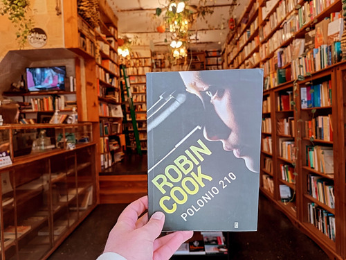 Polonio 210. Robin Cook. (Usado)