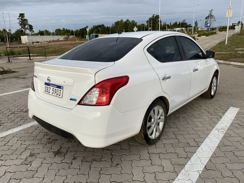 Nissan Versa Advance 1.6 2015