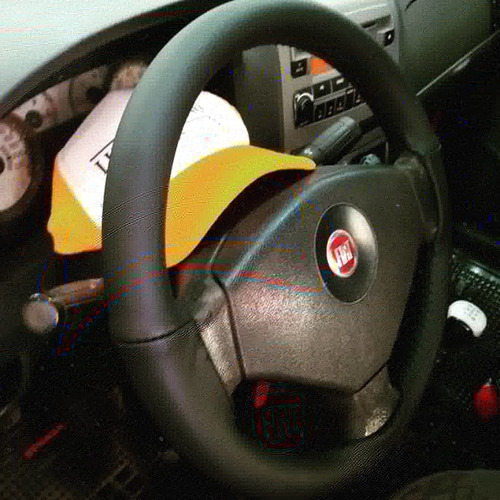 Imagen 6 de 10 de Cubre Volante Cuero Vacuno Renault Clio Luca Tiziano Cueros
